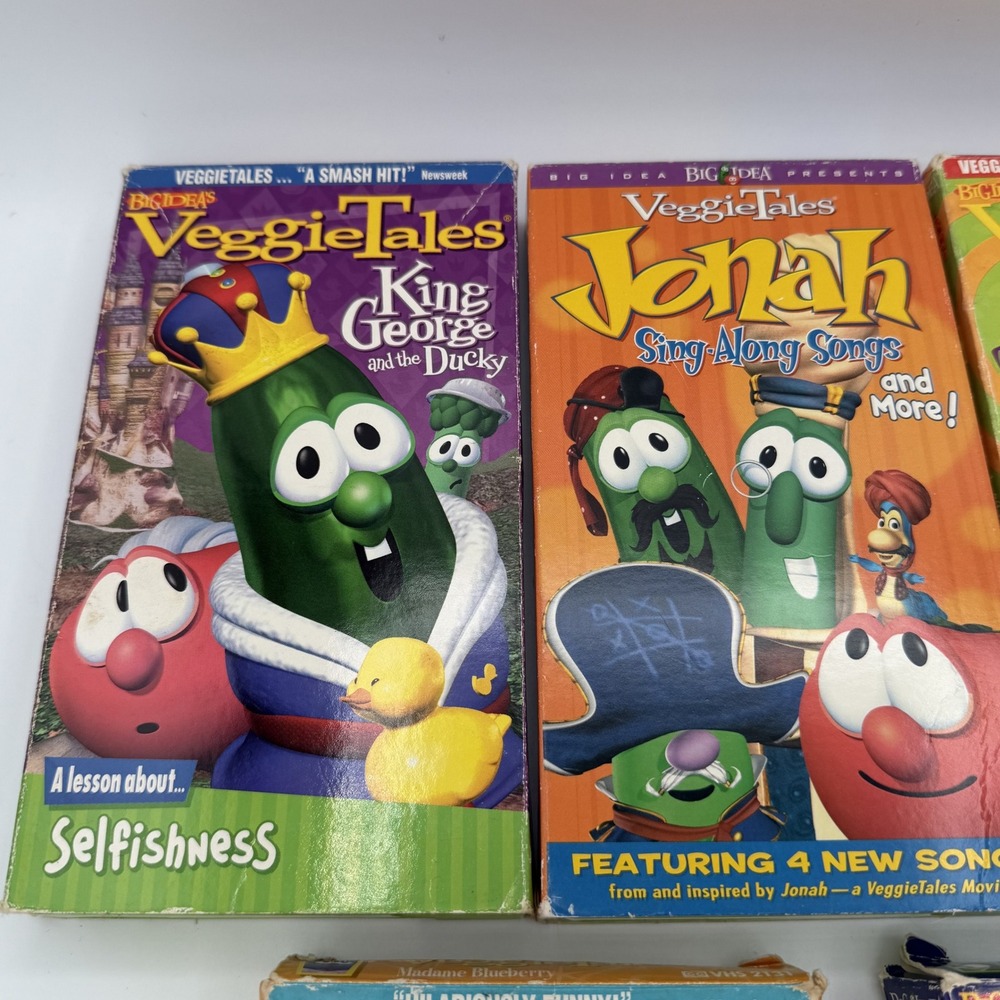 VeggieTales VHS Lot 5 King George Jonah Madame Blueberry Toy Saved Christmas - Picture 2 of 6